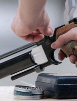 Мастер-класс по стрельбе из спортивного пневматического пистолета и винтовки