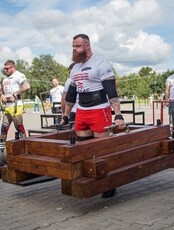 Соревнования по силовому экстриму "Сильная Россия 2023"