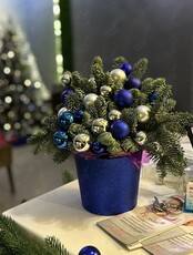 Мастер-класс "Новогодняя композиция из искусственной пихты Нобилиса"