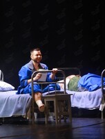 Спектакль «На выписку»