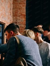 Кураторская экскурсия по археологической выставке "Орнаменты неолита Нижнего Приамурья"