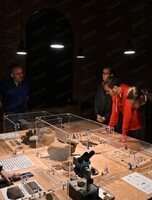 Экскурсия по выставке "Читая археологию"