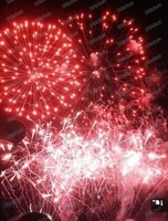 Праздничный фейерверк, посвященный Дню Победы