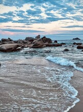 Тур «Скальный комплекс "Мадонна", бухта Триозерье и дикая бухта»