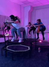 Jumping Fitness (фитнес на персональных батутах)