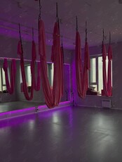 Занятия «Растяжка в гамаках»