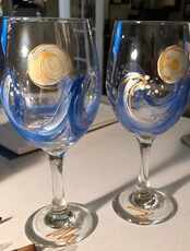 Мастер-класс по росписи винных бокалов