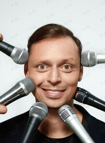 Виктор Комаров. Стендап-концерт «Живьём!»