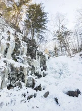 Экскурсия «Шкотовские водопады. Неожиданный и Тигровый»