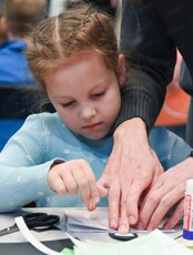 Винтажные истории. Мастер-класс по созданию броши "Мезенский конь"