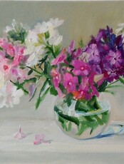 Выставка "Снежинки и лепестки"