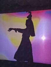 Танцевально-двигательный тренинг «Путешествие через движение»