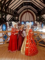 Экскурсионно-танцевальная программа в историческом костюме