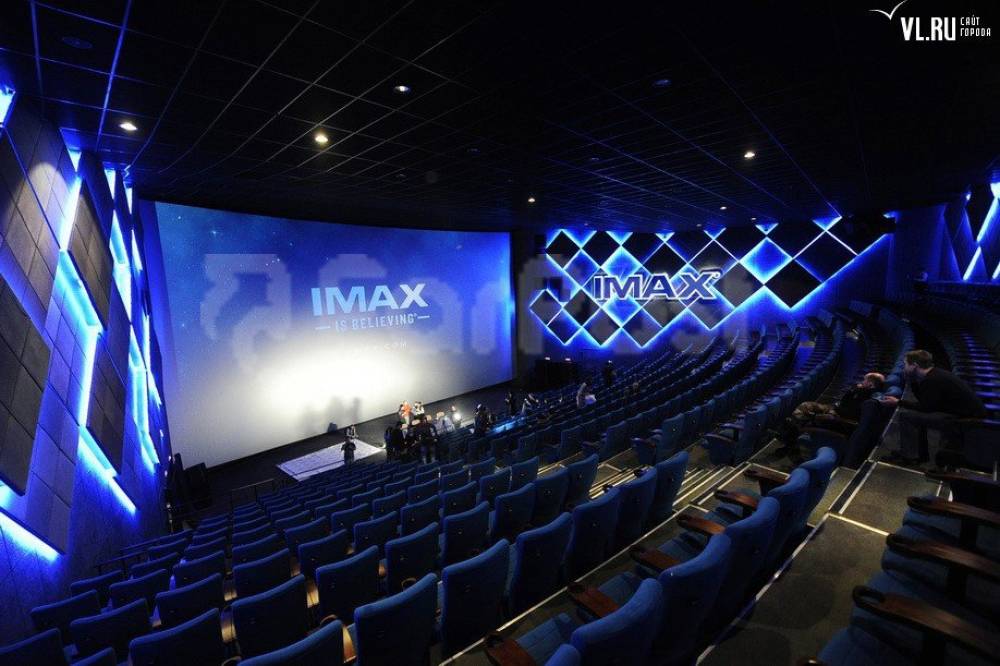 Кинотеатр океан сегодня. Cinema 9 IMAX Хабаровск. Аймакс океан Владивосток кинотеатр. Кинотеатр океан IMAX зал 2 Владивосток. Cinema 9 IMAX Хабаровск 2 зал.