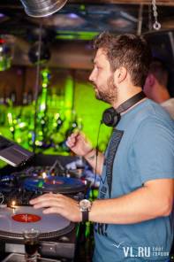 Фотоотчет : DJ TONIQUE. Пятница, 20 июля. Изображение 5