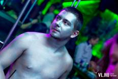 Фотоотчет : OUT OF SPACE with DJ RB (NEW YORK). Пятница, 12 апреля. Изображение 9