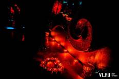 Фотоотчет : SWANKY TUNES!. Пятница, 26 апреля. Изображение 7