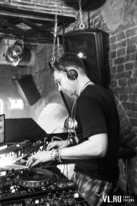 Фотоотчет : DJ & MC SET  Александра Анатольевича. Пятница, 10 мая. Изображение 42