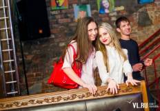 Фотоотчет : FRIENDS Party!. Суббота, 18 мая. Изображение 9