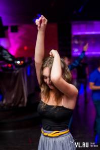 Фотоотчет : YESYES PARTY. Среда, 17 июля. Изображение 3