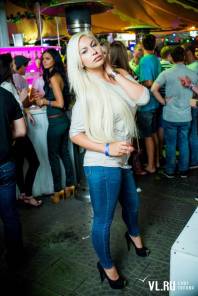 Фотоотчет : DJ ANDREW CHOW & MC Mark Bonafide (Singapore). Пятница, 23 августа. Изображение 4