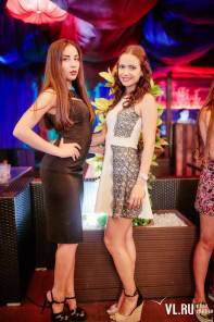 Фотоотчет : CELEBRITY DJs: Александра Гржелецкая и Лиза Вдовина. Суббота,  1 августа. Изображение 6
