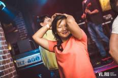 Фотоотчет Фабрика: OKTOBERFEST / Группа "AURA". Пятница, 25 сентября. Изображение 6