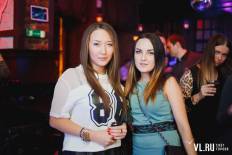 Фотоотчет : DJ D-ONE (Москва) & Jim Kroft. Пятница,  4 декабря. Изображение 9