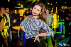 Фотоотчет : ТРЕХЛЕТИЕ KARAOKE DJ BAR SALON. Суббота, 12 декабря. Изображение 3