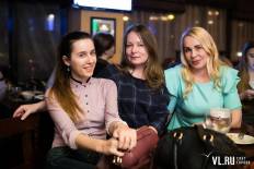 Фотоотчет Trinity Irish Pub: Чемпионат по поеданию гамбургеров. Пятница,  1 апреля. Изображение 8