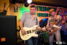 Фотоотчет Trinity Irish Pub: Чемпионат по поеданию гамбургеров. Пятница,  1 апреля. Изображение 10