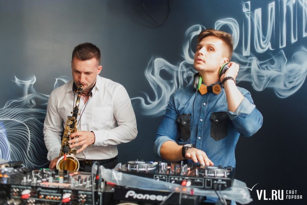 Dj project. Проект про диджея. DJ Project Румыния. МС Проджект диджей. Sk Project диджей.