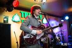 Фотоотчет Trinity Irish Pub: Группа "The BeatLove". Официальный трибьют "The Beatles". Суббота, 20 мая. Изображение 4