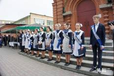 Фотоотчет Храм равноапостольных Кирилла и Мефодия: Последний звонок. Четверг, 25 мая. Изображение 3