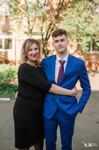 Фотоотчет Средняя школа №63: Выпускной. Понедельник, 24 июня. Изображение 1