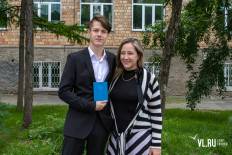 Фотоотчет Гимназия ДВФУ: Выпускной. Пятница, 25 июня. Изображение 9