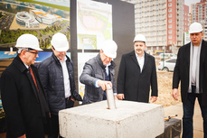 Строительство самого крупного дальневосточного торгового центра началось в Хабаровске 