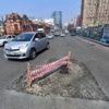 Машины объезжают новое препятствие — newsvl.ru
