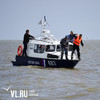 В Приморье спасли двух мужчин, которых уносило в море на резиновой лодке
