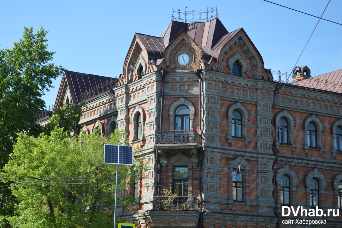 Часы на одной из главных достопримечательностей Хабаровска перестали  отсчитывать время (ФОТО) — Новости Хабаровска