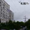 Мужчина во Владивостоке сорвался с проводов ЛЭП и упал с высоты девятого этажа (ВИДЕО)