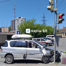 В районе гостинок на Некрасовской столкнулись Toyota Ipsum и Ford Explorer: пострадал пешеход 