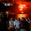 Вечерний салют озарил небо над Владивостоком в День ВМФ (ФОТО)