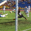 Руслан Гордиенко забивает гол в ворота «Зенита-2» — newsvl.ru