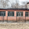 Здание в 90-х было передано коммерческим структурам, а потом заброшено — newsvl.ru