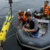 Подводные аппараты должны пройти шесть поворотов «коридора-змейки», не задев препятствия — newsvl.ru