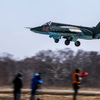 Су-25СМ заходит на посадку после проведения воздушной разведки — newsvl.ru
