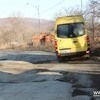 По словам островитян, из-за плохого состояния дорог ломаются автобусы — newsvl.ru