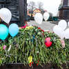 Очень скоро цветы уберут, но память о трагедии останется в сердцах россиян — newsvl.ru