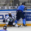 В игре было много силовых приемов, частенько на льду оказывались зубы игроков — newsvl.ru